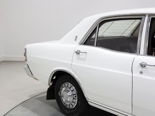 1971 Ford XY Fairmont 302 V8 - Ultra White