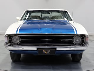 1973 Ford XA Falcon 500 Superbird - Polar White 