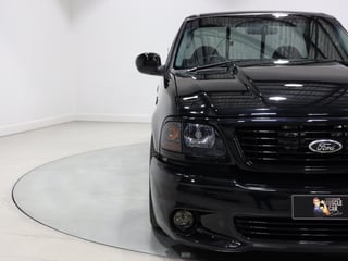 2004 Ford F-150 SVT Lightning RHD - Raven Black 