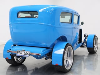 1932 Ford Tudor Hot Rod
