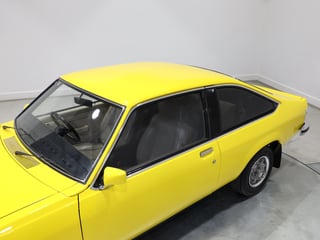 1977 Holden LX Torana SL 253 V8 Hatchback - Absinth Yellow