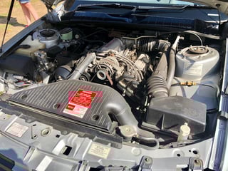 1994 VR Commodore Acclaim Series II