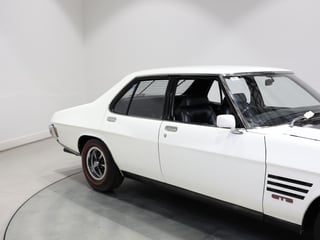 1974 Holden HQ Monaro GTS 308 4sp - Glacier White