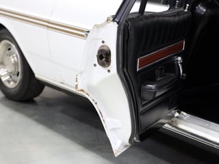 1971 Ford Falcon XY GT - Ultra White 