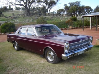 ZC Ford Fairlane 351