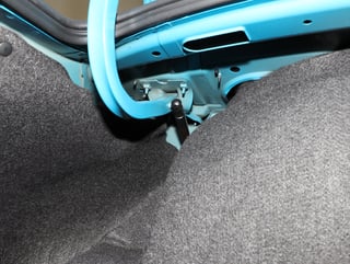 2004 Holden VZ Monaro CV8 - Turismo Mica - 1,974km