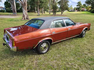 1978 Ford P6 LTD 351 V8 - Sunroof