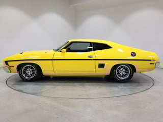 1977 Ford XC Falcon GS Hardtop - 393ci V8 Yellow Glo
