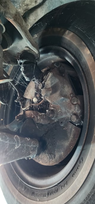 1969 HK GTS Monaro - Bright Blue Metallic 