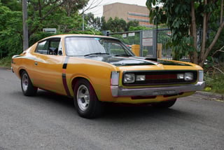 E38 RT Valiant Charger