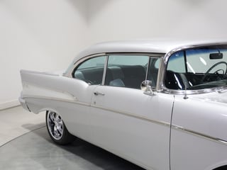 1957 Chevrolet Bel Air - Pillarless 2-Door Hardtop