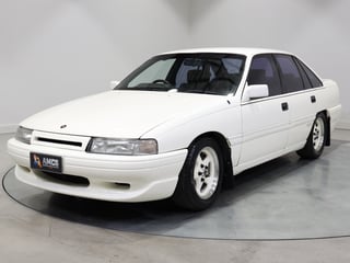 1989 HSV VN SV89 Build No 149 - Alpine White