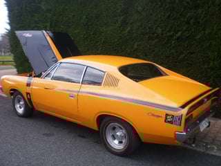 VH E49 Charger Replica