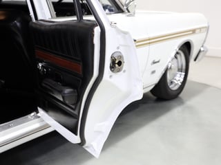 1971 Ford XY Fairmont 302ci Windsor - Ultra White