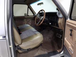 1982 Ford F-Series Pickup F100 RHD 4x4 - 351 V8