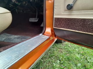 1976 XB Ford Fairmont 302 V8 - Copper Bronze