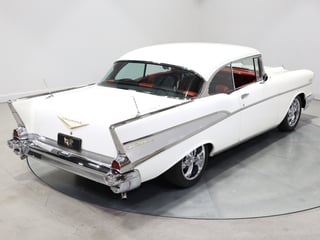 1957 Chevrolet Bel Air - Pillarless 2-Door Hardtop