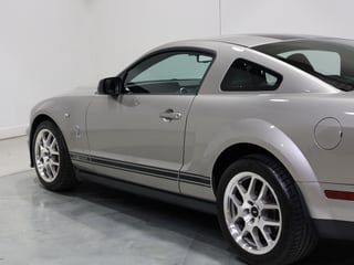 2007 Ford Shelby Mustang GT500 SVT 8,744 miles - Vapor Silver Metallic