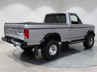 1982 Ford F-Series Pickup F100 RHD 4x4 - 351 V8