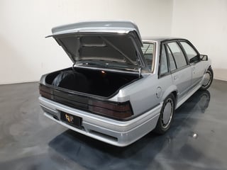 1984 VK SS Group 3 Commodore - Asteroid Silver