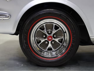 1965 Ford Mustang Fastback 2+2 - Silver Smoke Grey