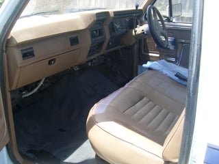 1986 Ford F100 4 x 2