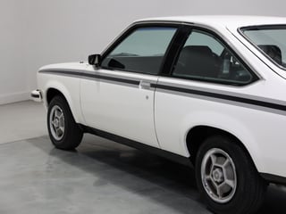 1976 Holden LX Torana SS Hatchback - 5.0L Trimatic - Cotillion White