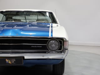 1973 Ford XA Falcon 500 Superbird - Polar White 