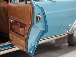 1971 Ford ZD Fairlane 302ci V8 - Teal Glow