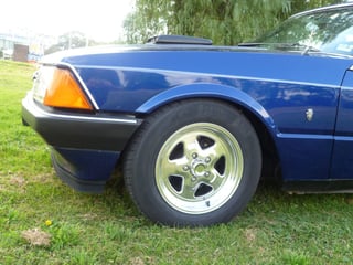 XD Fairmont Ghia 302 V8