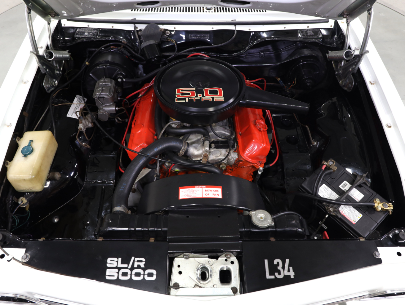 1974 Holden LH Torana L34 SLR 5000 - Glacier White