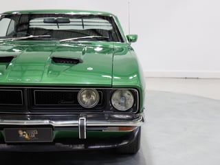 1974 Ford XB GS Fairmont Hardtop 351 V8 - Emerald Fire