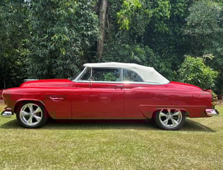 1952 Oldsmobile Super 88 Restomod - 6.0L LS2 V8