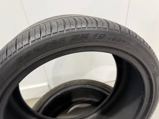 2004 HSV VZ Coupe 4 Build No. 059 - 8,161 km - Phantom Black