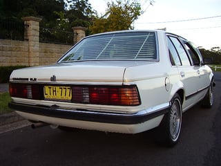 VH Commodore SLE