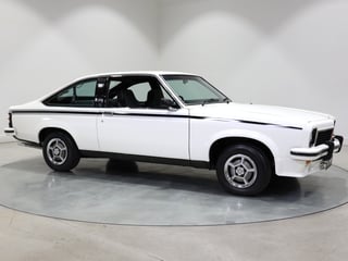 1976 Holden LX Torana SS Hatchback - 5.0L Trimatic - Cotillion White
