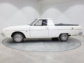 1971 Chrysler VG Valiant Wayfarer Utility 318ci Fireball V8 - Bondi Bleach White