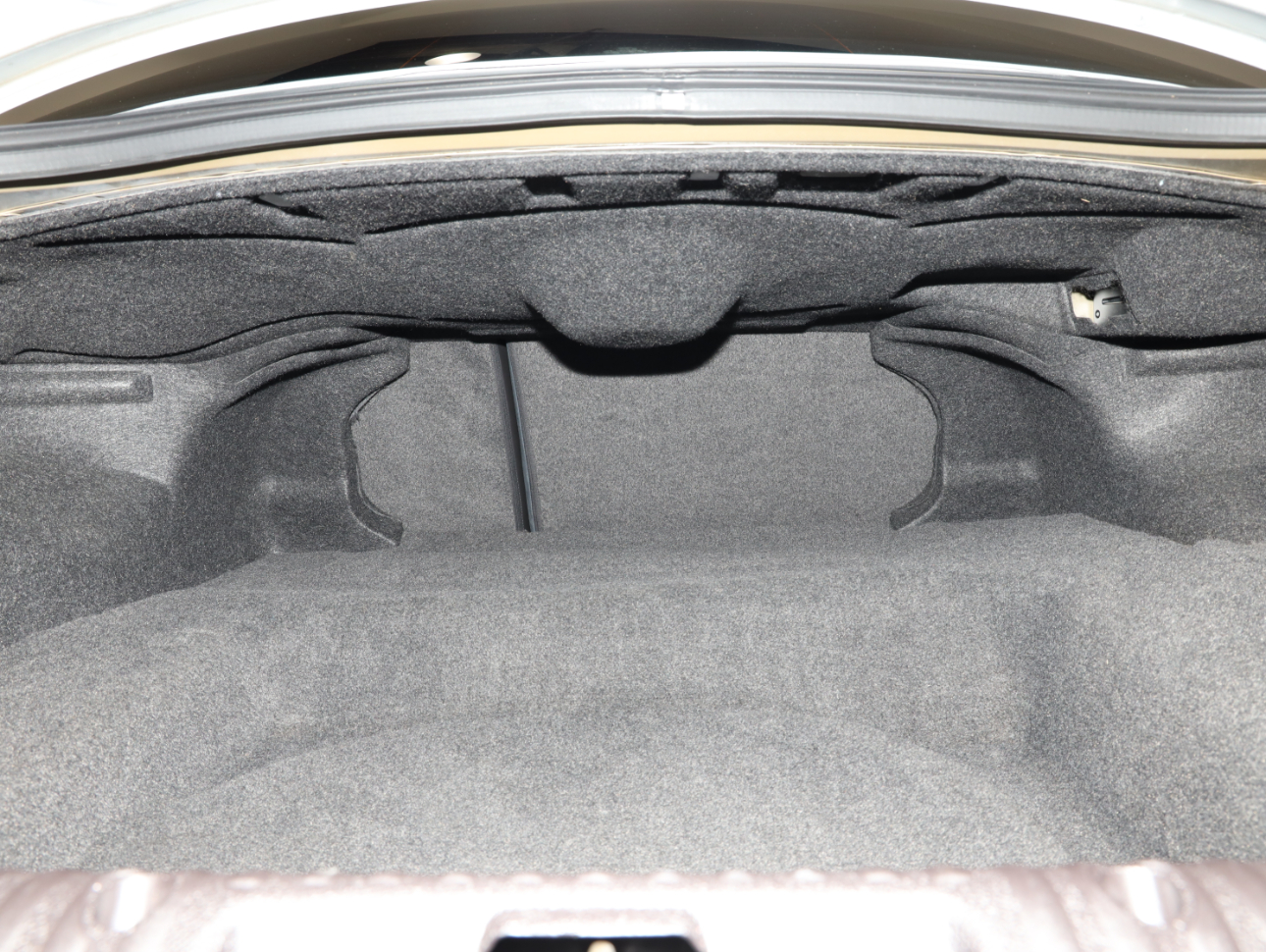 2004 FPV BA Series II GTP Build No 061 - Lightning Strike