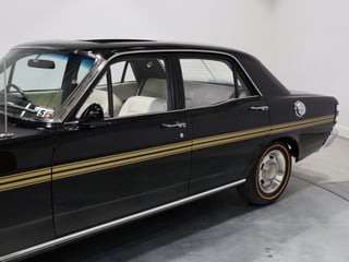 1971 Ford Falcon XY GT Replica 393ci - Onyx Black SUNROOF!