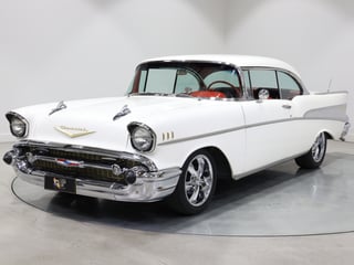 1957 Chevrolet Bel Air - Pillarless 2-Door Hardtop