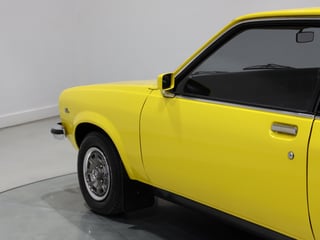 1977 Holden LX Torana SL 253 V8 Hatchback - Absinth Yellow