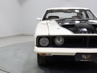 1973 Ford Falcon XB GT 4V - Polar White 