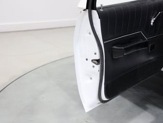 1974 Holden HQ Monaro GTS 308 4sp - Glacier White