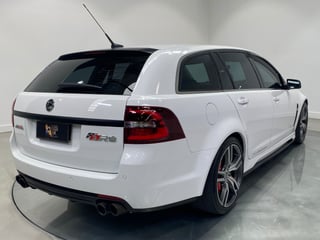 2016 HSV Gen-F2 Clubsport R8 LSA Tourer