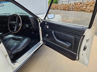 1975 Ford XB GT Falcon - Polar White