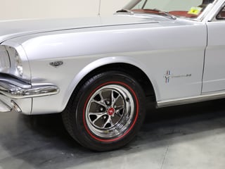 1965 Ford Mustang Fastback 2+2 - Silver Smoke Grey
