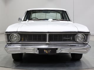 1971 Ford XY Fairmont 302 V8 - Ultra White