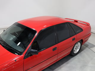 1990 Holden VN  5.0L V8 - SV Enhanced Build No E789 - Maranello Red