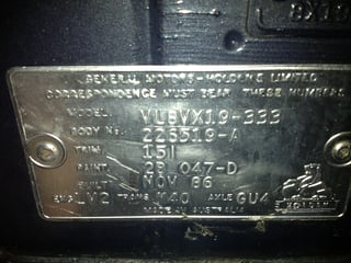 VL Holden Calais 5.0 L V8