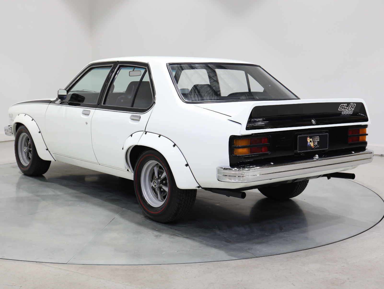 1974 Holden LH Torana L34 SLR 5000 - Glacier White